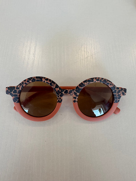 Leopard print sunglasses